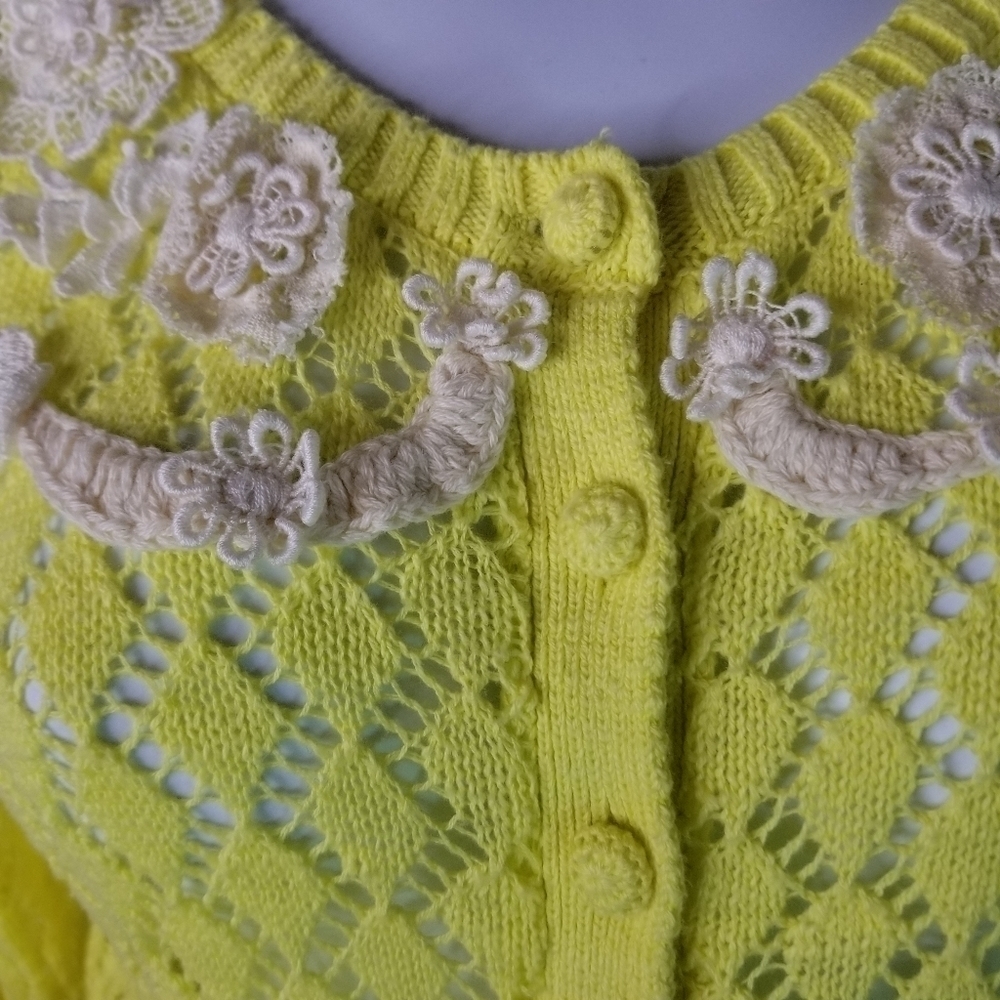 Y2k Anthropologie little yellow bird crochet cardigan sweater Gilmore Coquette - Picture 12 of 15